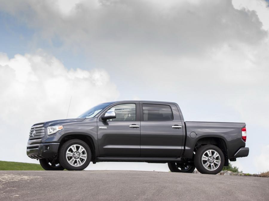  Toyota Tundra CrewMax Platinum Package 2013 года  (фото 13 из 30)